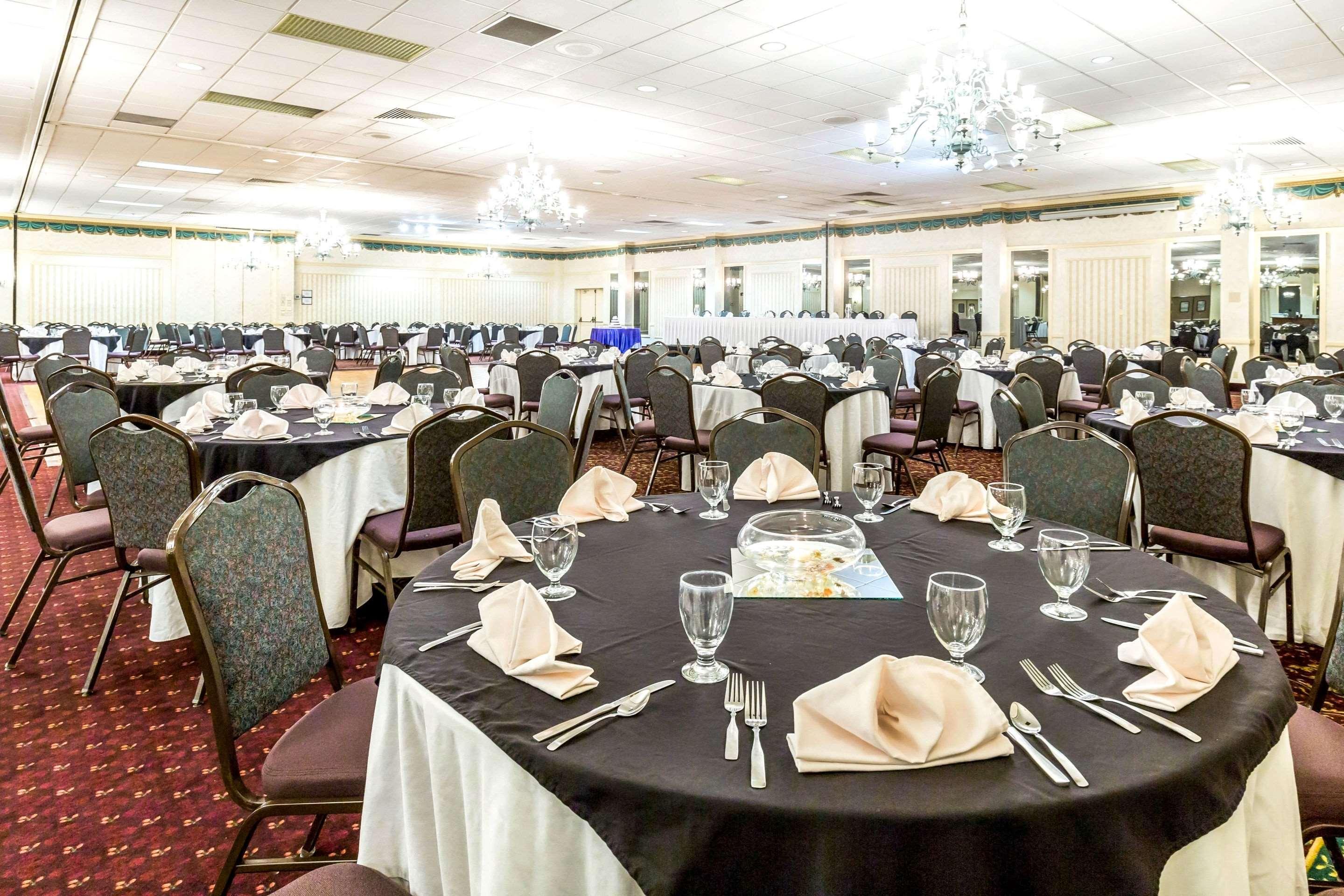 Clarion Inn Frederick Event Center Exterior foto